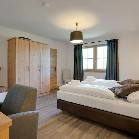 Dom wakacyjny In Hollersbach Near Lift Hollersbach im Pinzgau